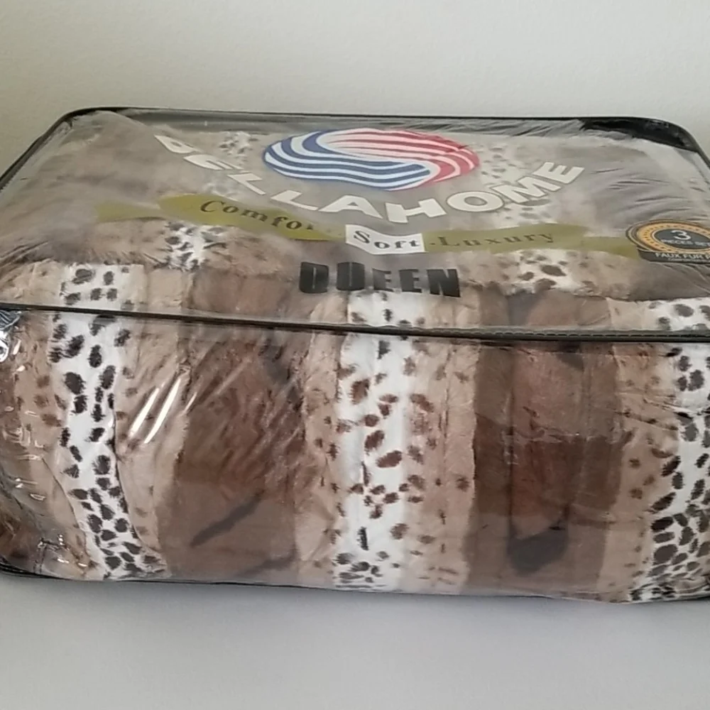 Queen Size Ultra Thick Soft Faux Fur Blanket Throw 3 Piece Set